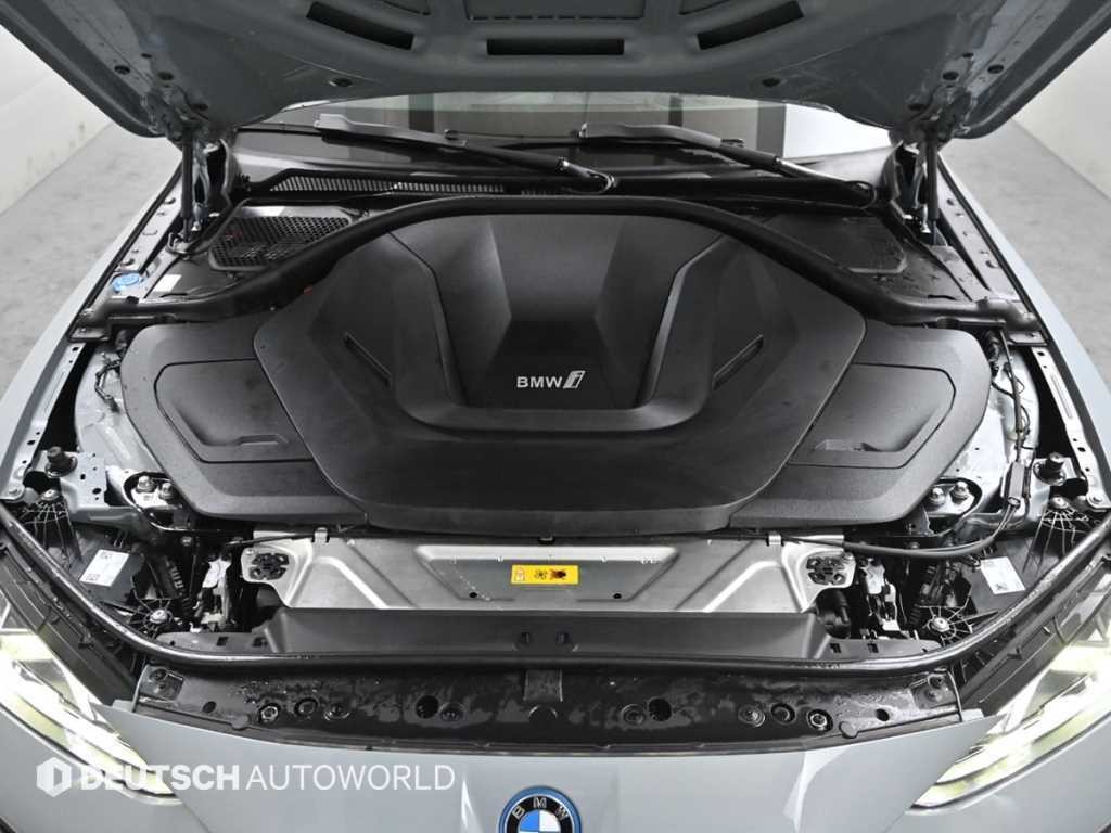 BMW i4 eDrive 40 M 스포츠 이미지 19