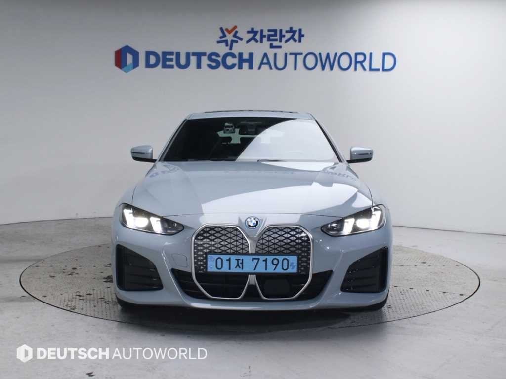 BMW i4 eDrive 40 M 스포츠 이미지 3