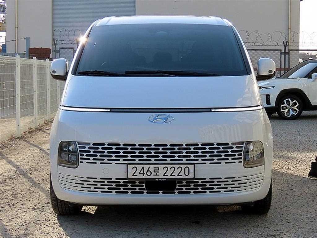현대 스타리아 4WD 디젤 투어러 모던 이미지 2