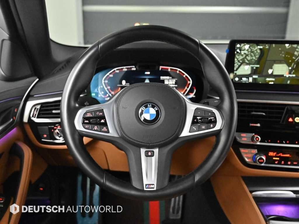 BMW 5시리즈 5시리즈 (G30) 520i M 스포츠 이미지 13