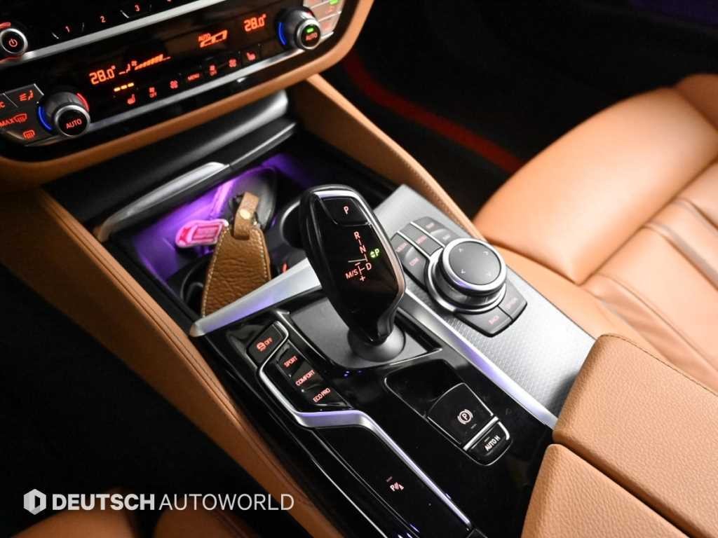 BMW 5시리즈 5시리즈 (G30) 520i M 스포츠 이미지 9