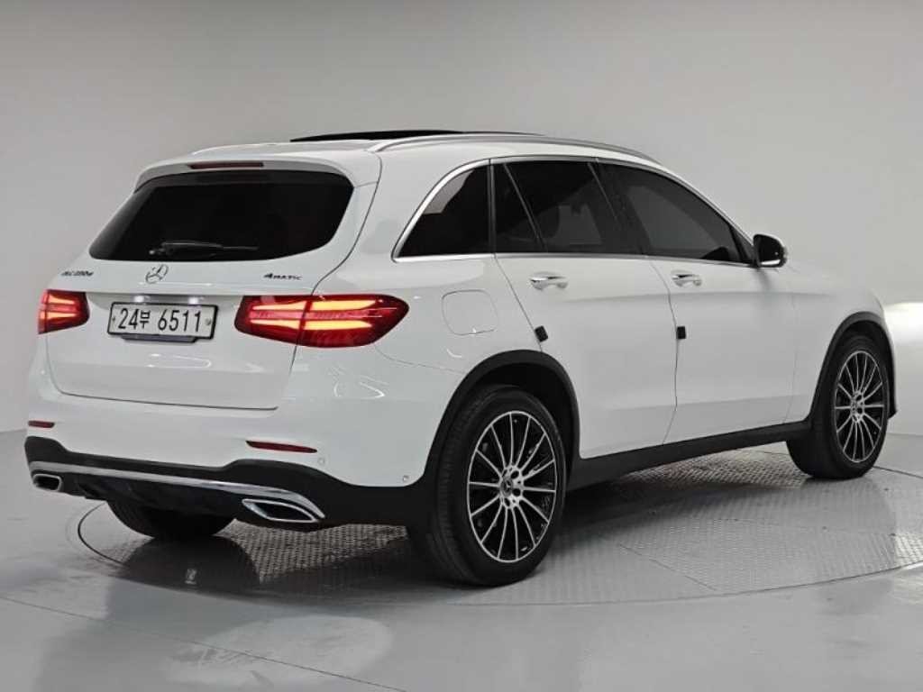벤츠 GLC 클래스 GLC클래스 X253 GLC 250 d 4MATIC 이미지 3