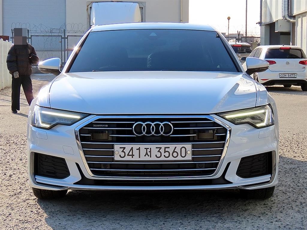 아우디 A6 A6 (C8) 45 TFSI 콰트로 이미지 1
