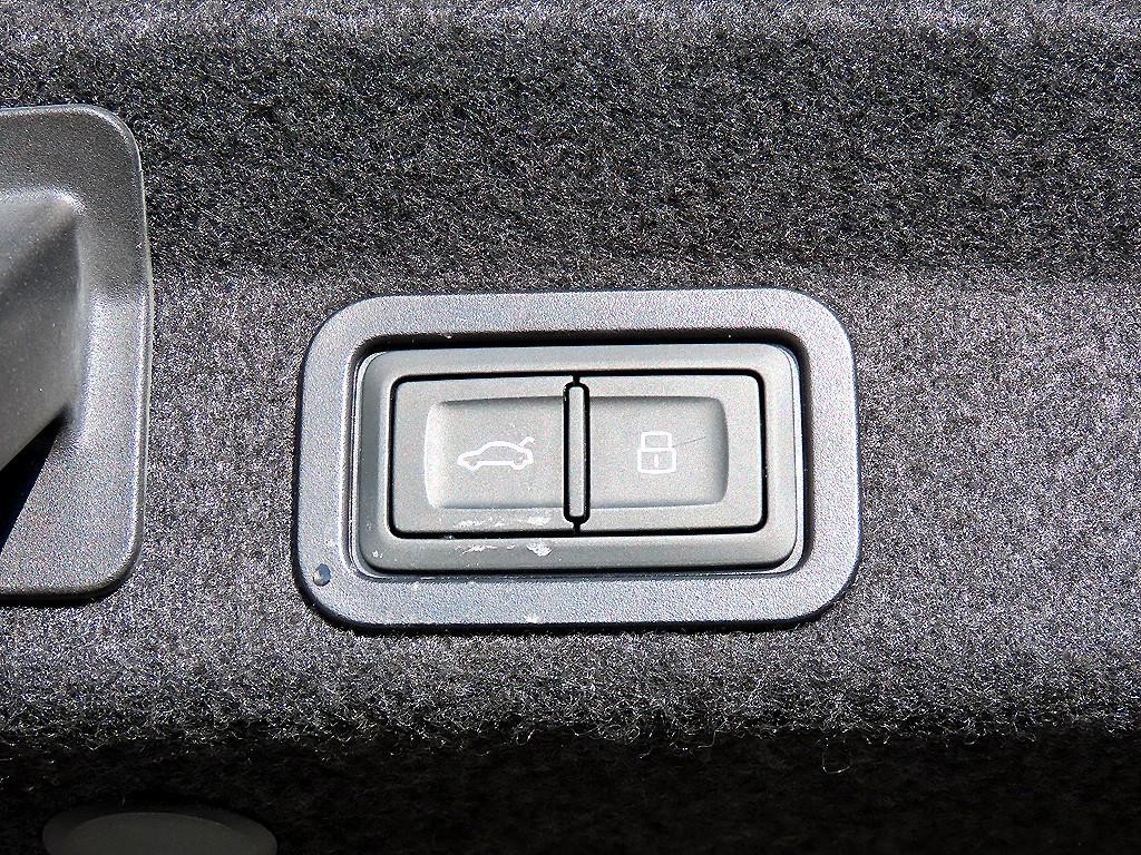 아우디 A6 A6 (C8) 45 TFSI 콰트로 이미지 17