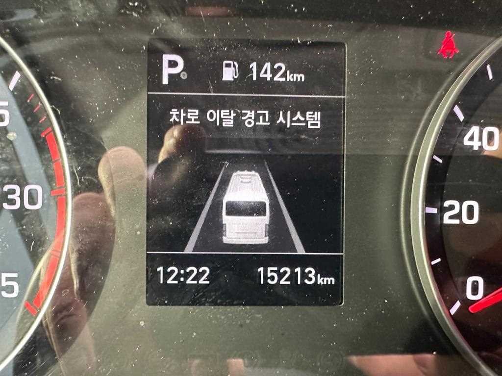 중대형버스 소형현대버스 카운티 뉴 브리즈 자가용 장축 25인승 골드 이미지 14