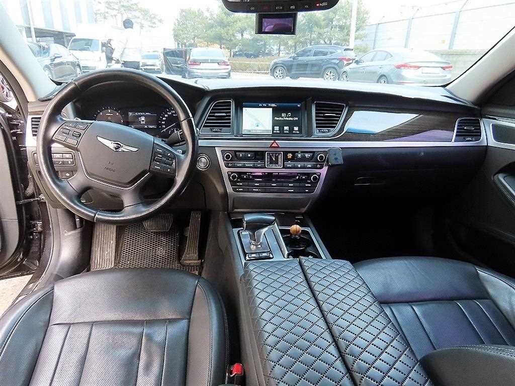 제네시스 G80 2.2D AWD 프리미엄 럭셔리 이미지 7