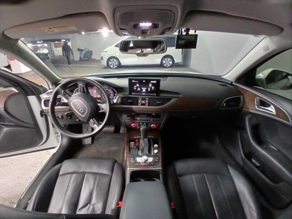 아우디 A6 뉴A6 35 TDI 프리미엄 이미지 5