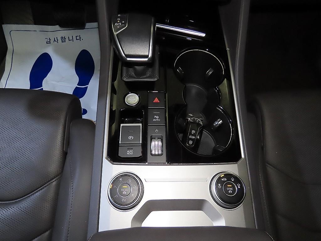 폭스바겐 투아렉 투아렉 3세대 3.0 TDI 프레스티지 이미지 12