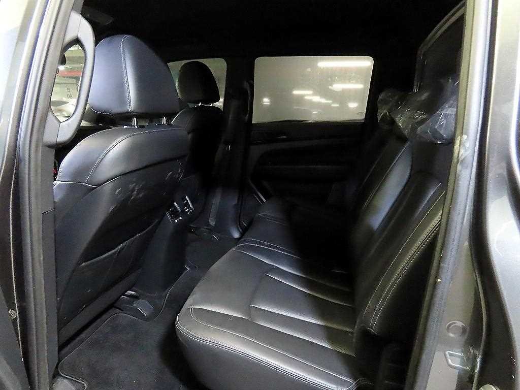 KG모빌리티(쌍용) 렉스턴 렉스턴 스포츠 칸 디젤 2.2 4WD 5링크 프레스티지 스페셜 이미지 7
