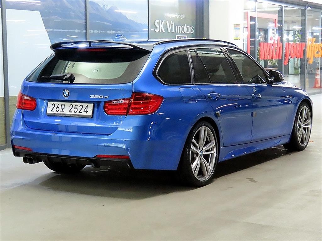 BMW 3시리즈 3시리즈 (F30) 320d 투어링 M 퍼포먼스 에디션 이미지 4