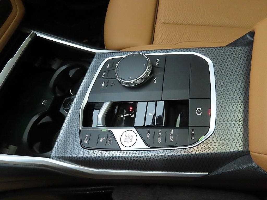 BMW 3시리즈 3시리즈 (G20) 320i M 스포츠 이미지 10