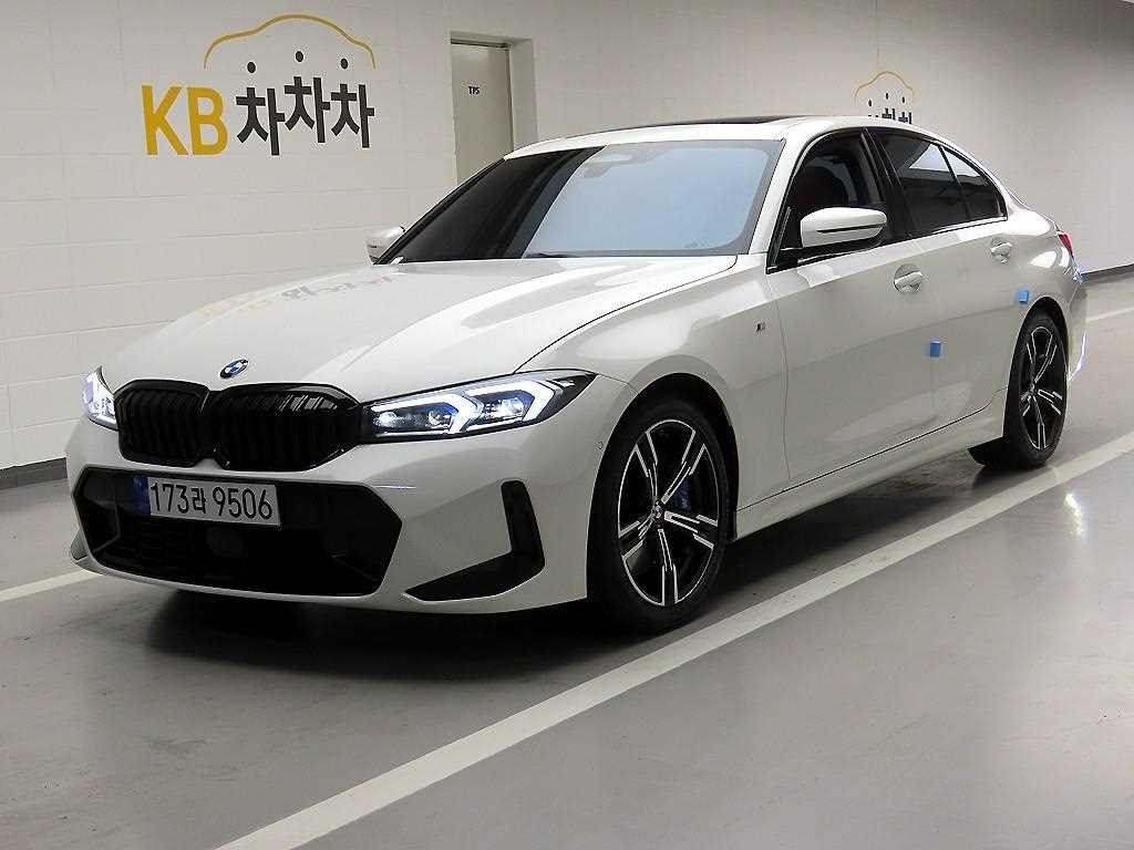 BMW 3시리즈 3시리즈 (G20) 320i M 스포츠 이미지 2