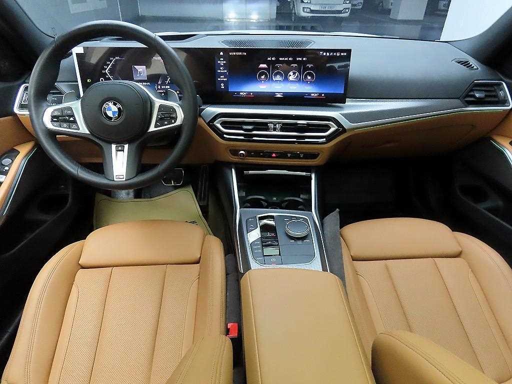 BMW 3시리즈 3시리즈 (G20) 320i M 스포츠 이미지 8
