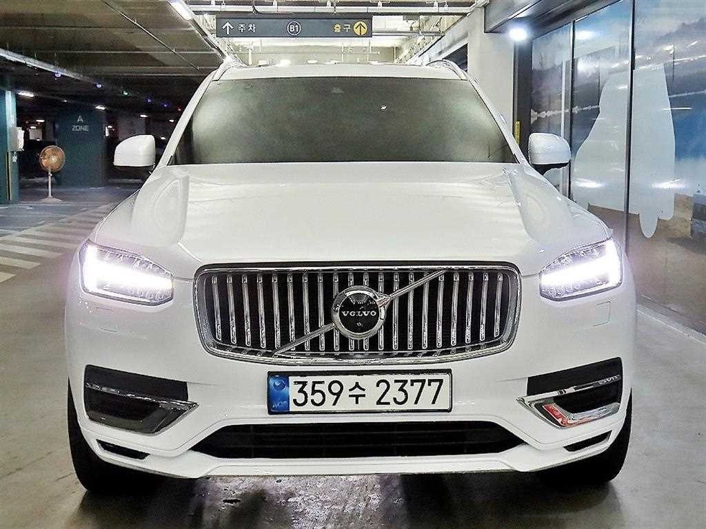 볼보 XC90 XC90 2세대 2.0 T8 AWD 인스크립션 이미지 2