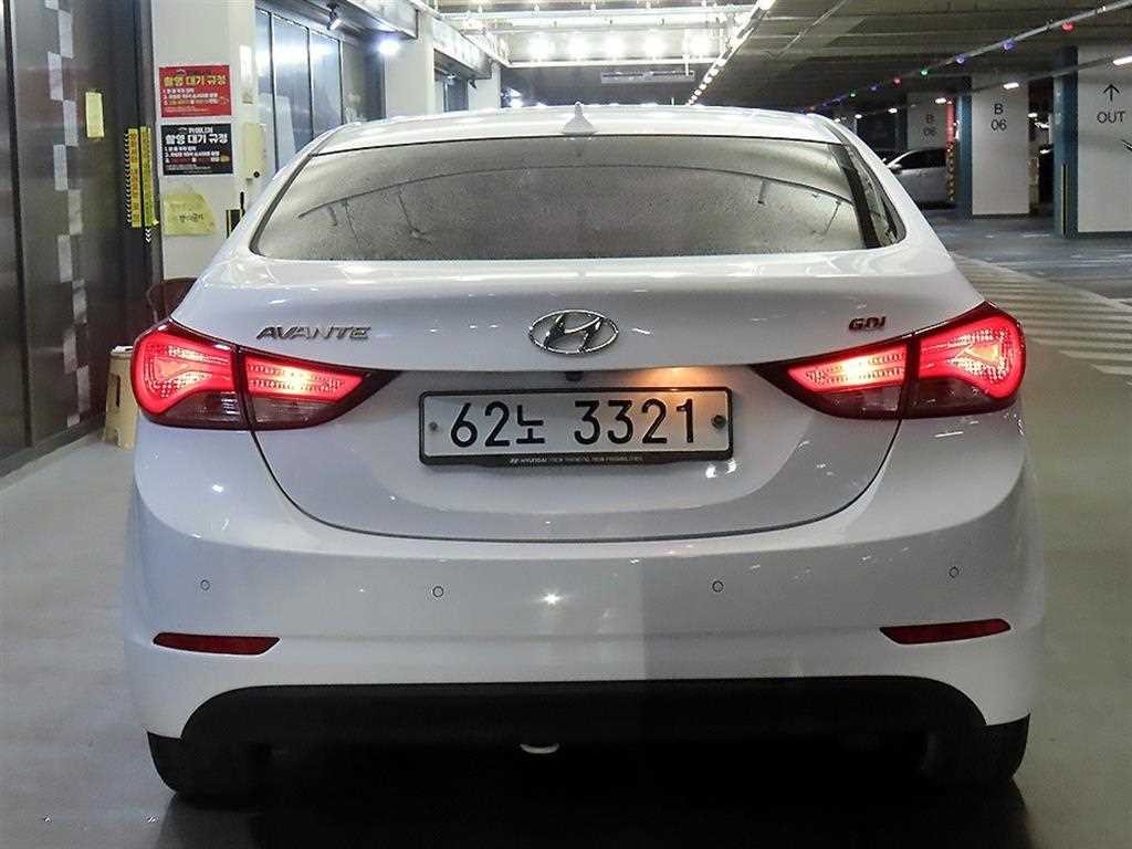 현대 아반떼 더 뉴 아반떼 1.6 GDI 스타일 이미지 5