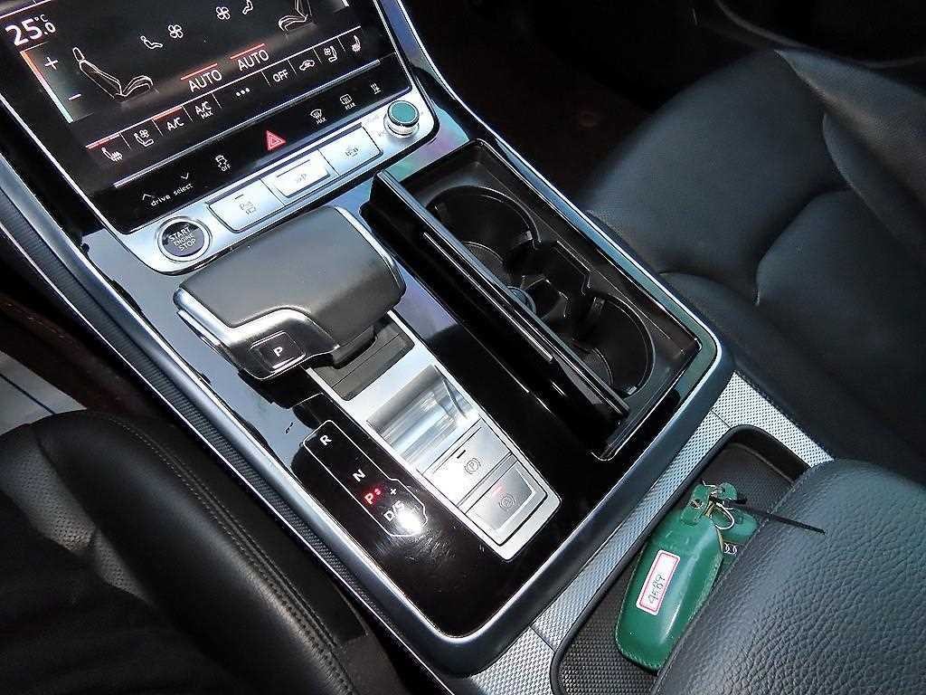 아우디 Q8 45 TDI 콰트로 프리미엄 이미지 11