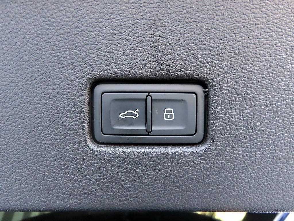 아우디 Q8 45 TDI 콰트로 프리미엄 이미지 16