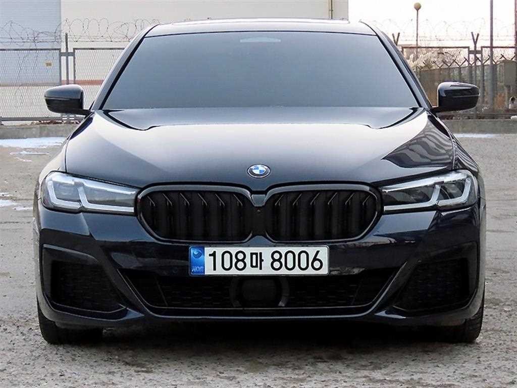 BMW 5시리즈 5시리즈 (G30) 523d M 스포츠 이미지 2
