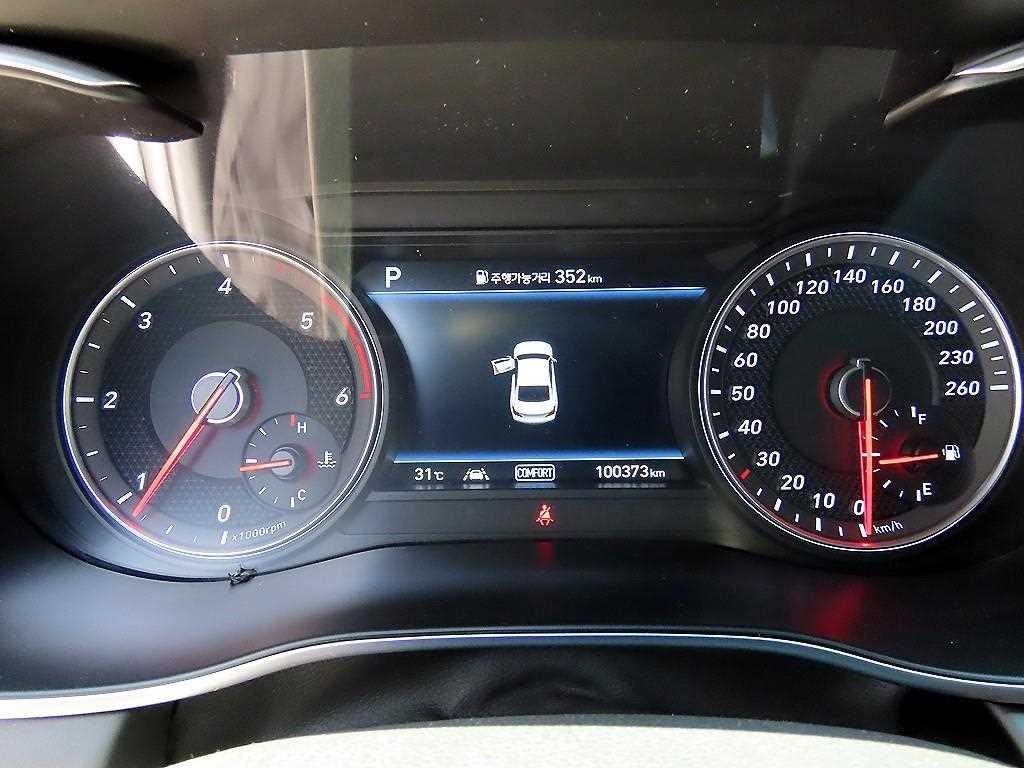 제네시스 G70 2.2D AWD 엘리트 이미지 9