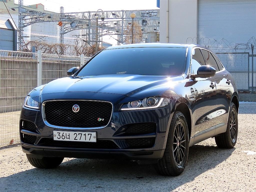 재규어 F-PACE 20d 프레스티지 이미지 2