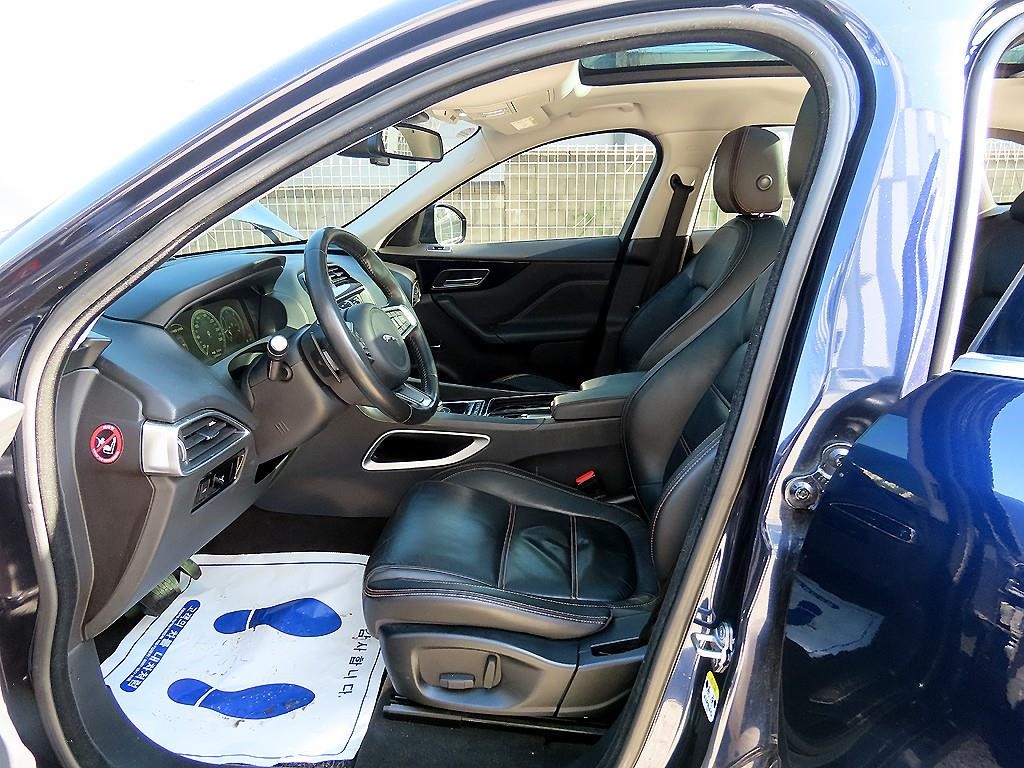재규어 F-PACE 20d 프레스티지 이미지 5