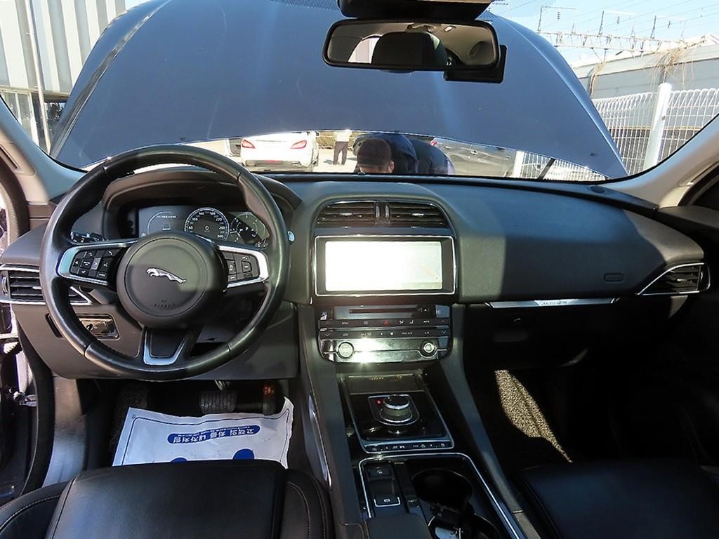 재규어 F-PACE 20d 프레스티지 이미지 7