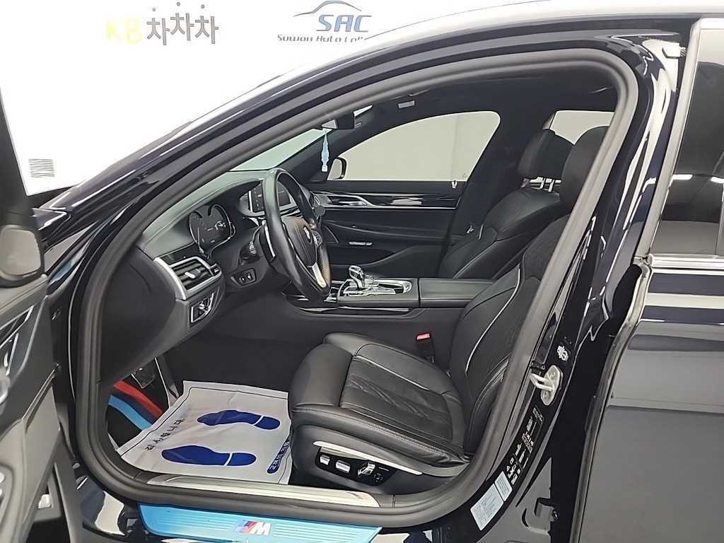 BMW 7시리즈 7시리즈 (G11) 740Li xDrive M SPORT 스포츠 이미지 12