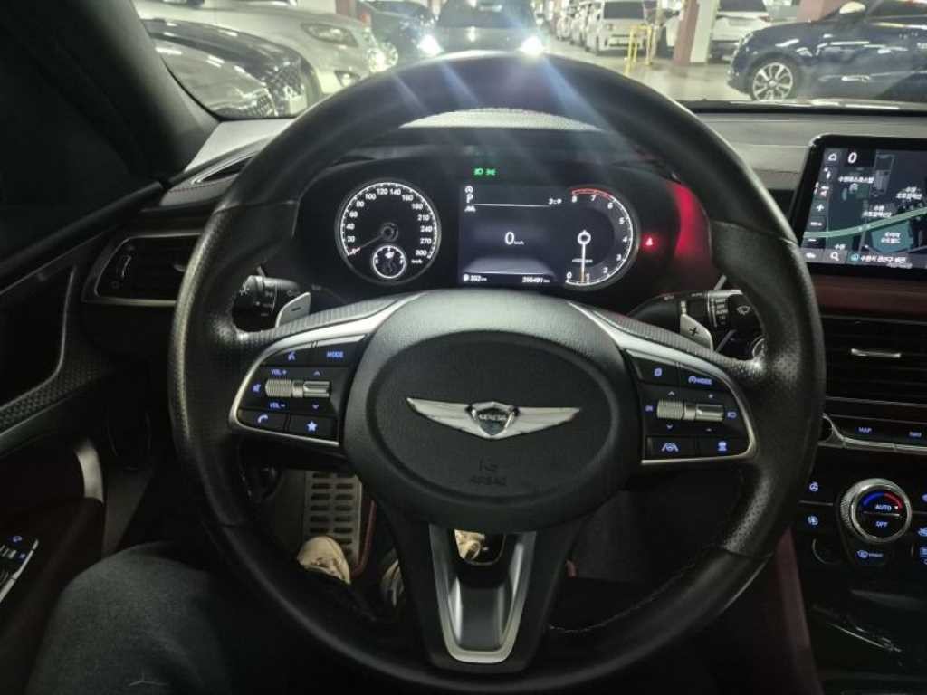 제네시스 G70 더 뉴 G70 가솔린 2.0T 2WD 스포츠 패키지 이미지 8