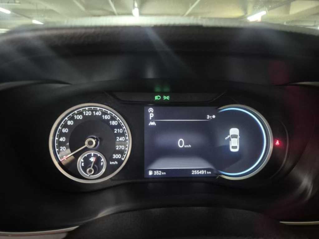 제네시스 G70 더 뉴 G70 가솔린 2.0T 2WD 스포츠 패키지 이미지 9