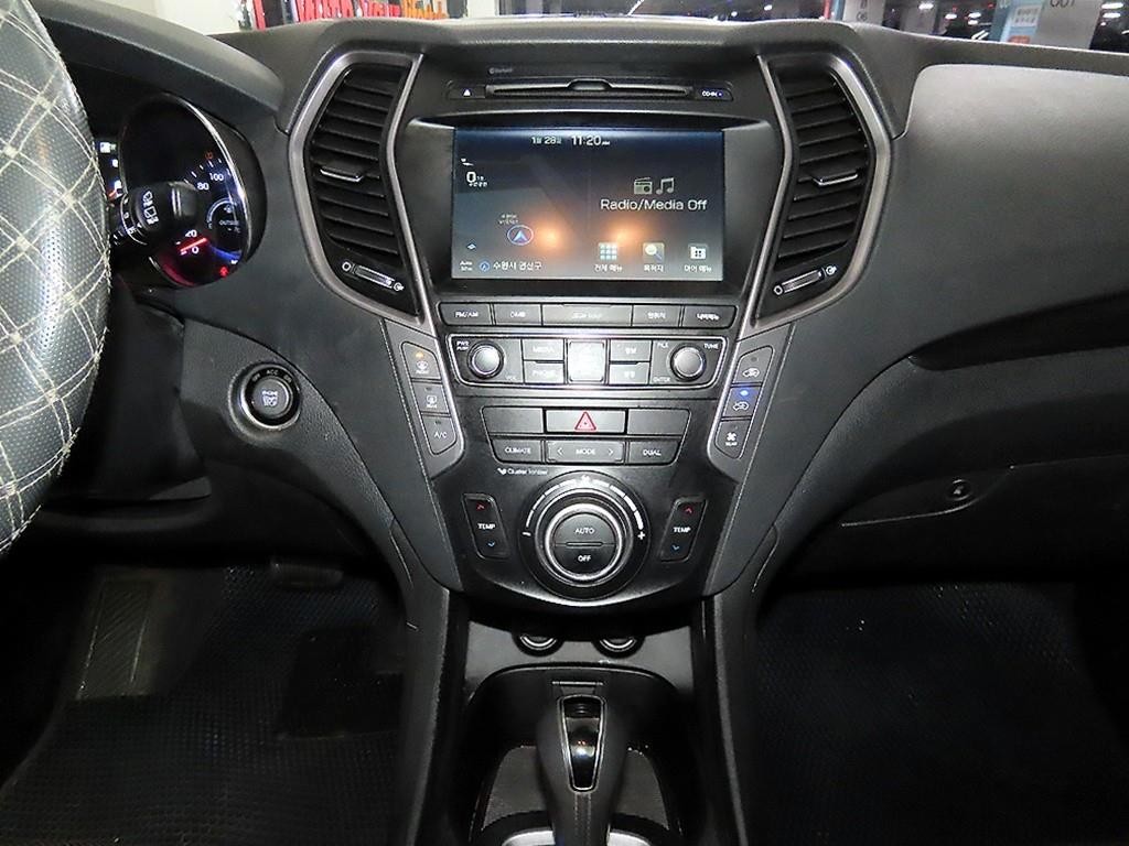 현대 맥스크루즈 R2.2 2WD 익스클루시브 이미지 11