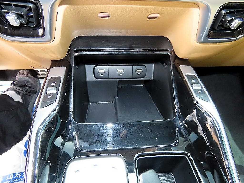 기아 쏘렌토 쏘렌토 4세대(MQ4) 디젤 2.2 2WD 시그니처 이미지 13