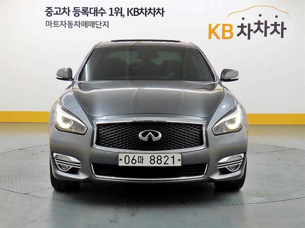 인피니티 Q Q70 3.7AWD 이미지 1