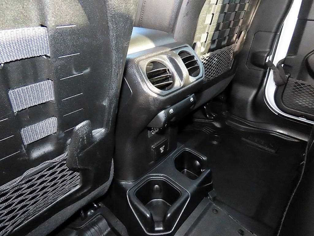 지프 글래디에이터 3.6 루비콘 4WD 이미지 17