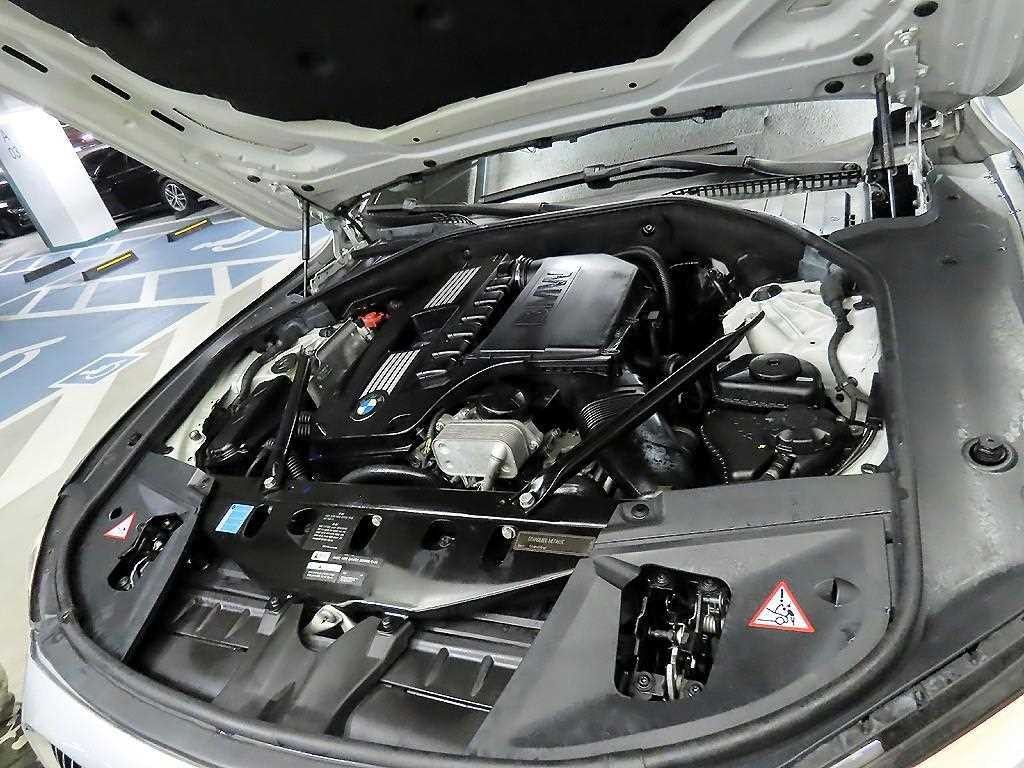 BMW 7시리즈 7시리즈 (F01) 740 Li 이미지 19