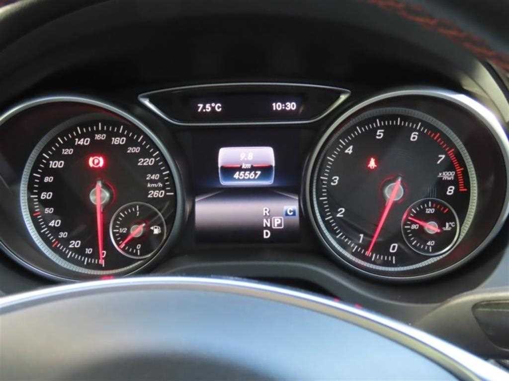 벤츠 CLA 클래스 CLA클래스 CLA 220 AMG LINE 이미지 5