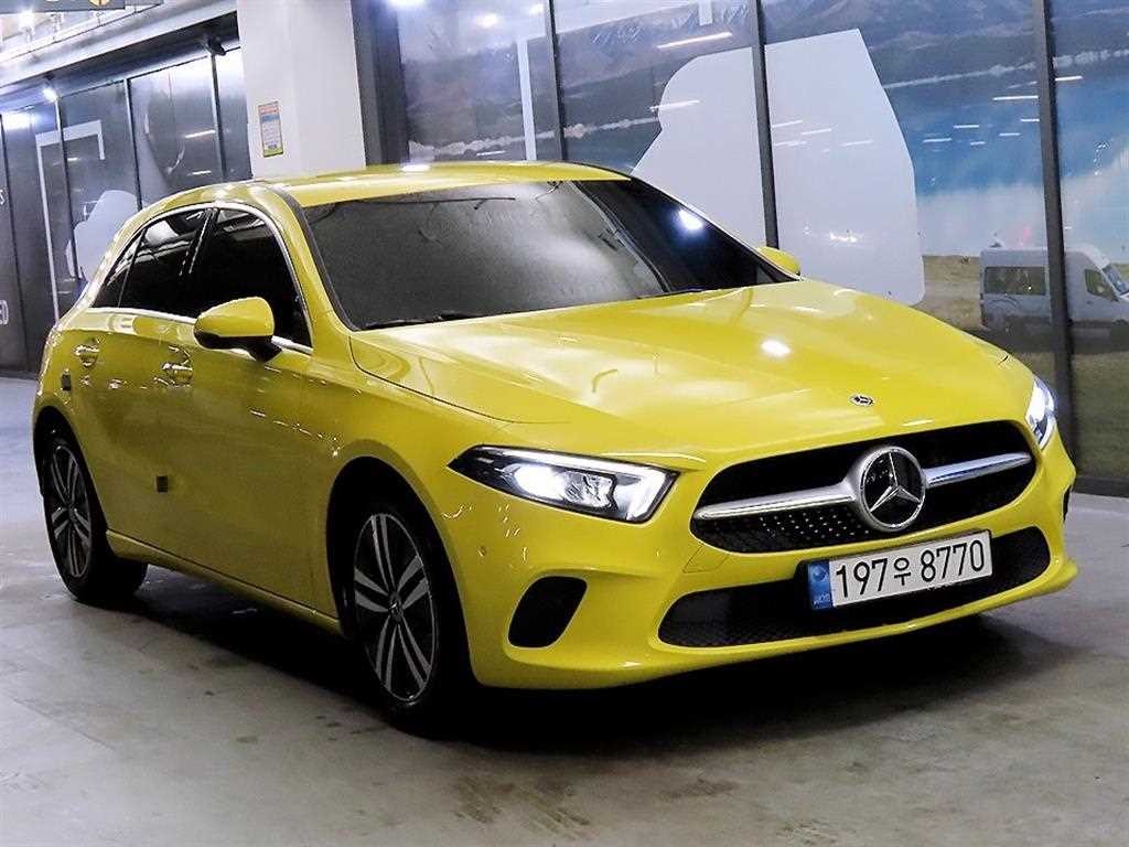 벤츠 A 클래스 A클래스 W177 A220 세단 이미지 1