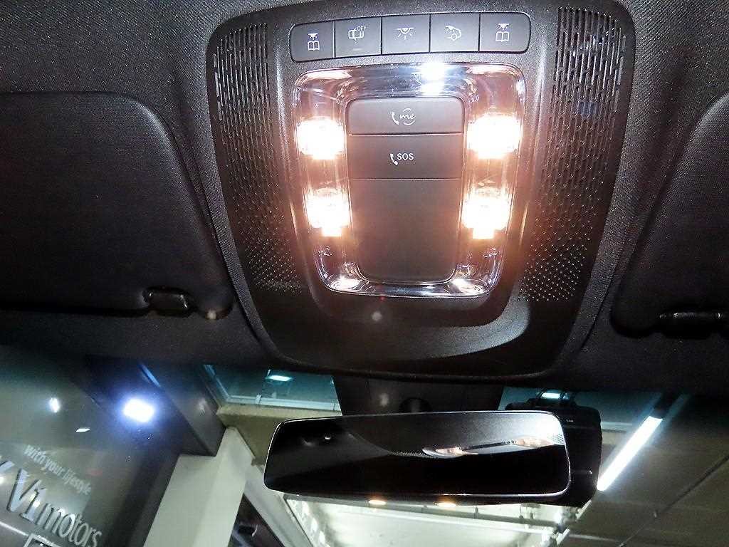 벤츠 A 클래스 A클래스 W177 A220 세단 이미지 17
