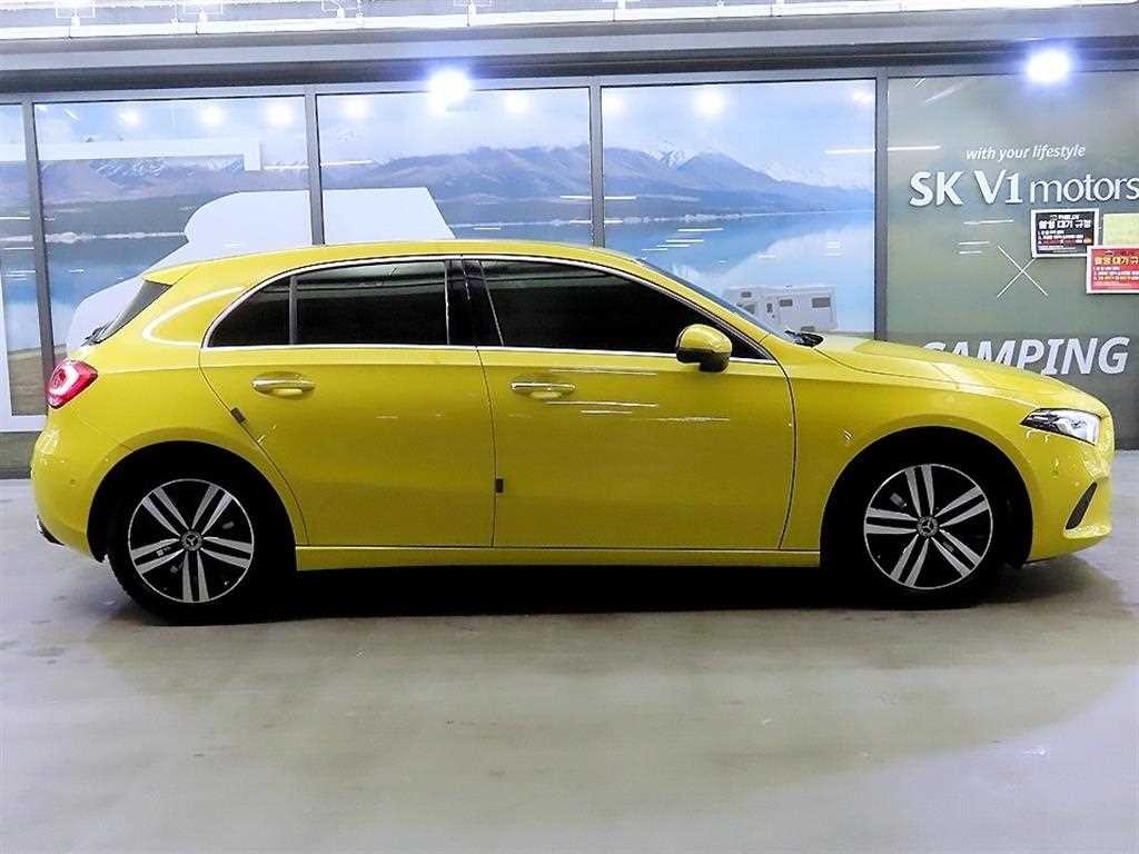 벤츠 A 클래스 A클래스 W177 A220 세단 이미지 3