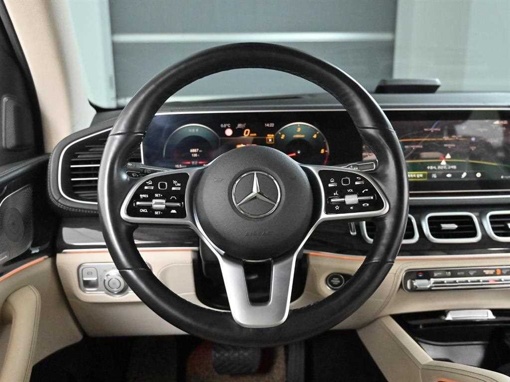 벤츠 GLE 클래스 GLE 클래스 W167 GLE 300d 4MATIC 이미지 13