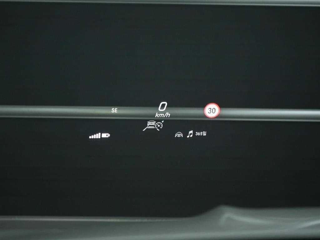 벤츠 GLE 클래스 GLE 클래스 W167 GLE 300d 4MATIC 이미지 18