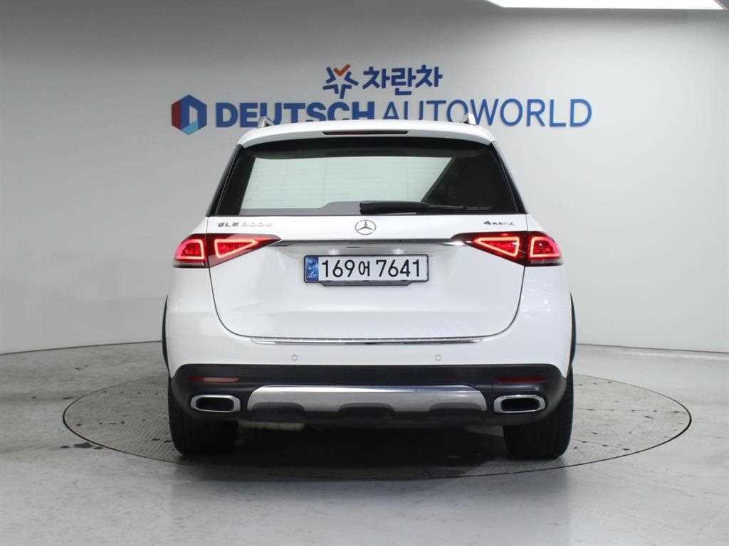 벤츠 GLE 클래스 GLE 클래스 W167 GLE 300d 4MATIC 이미지 4