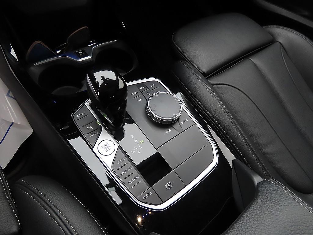 BMW 1시리즈 1시리즈 (F40) 120i 스포츠 이미지 10
