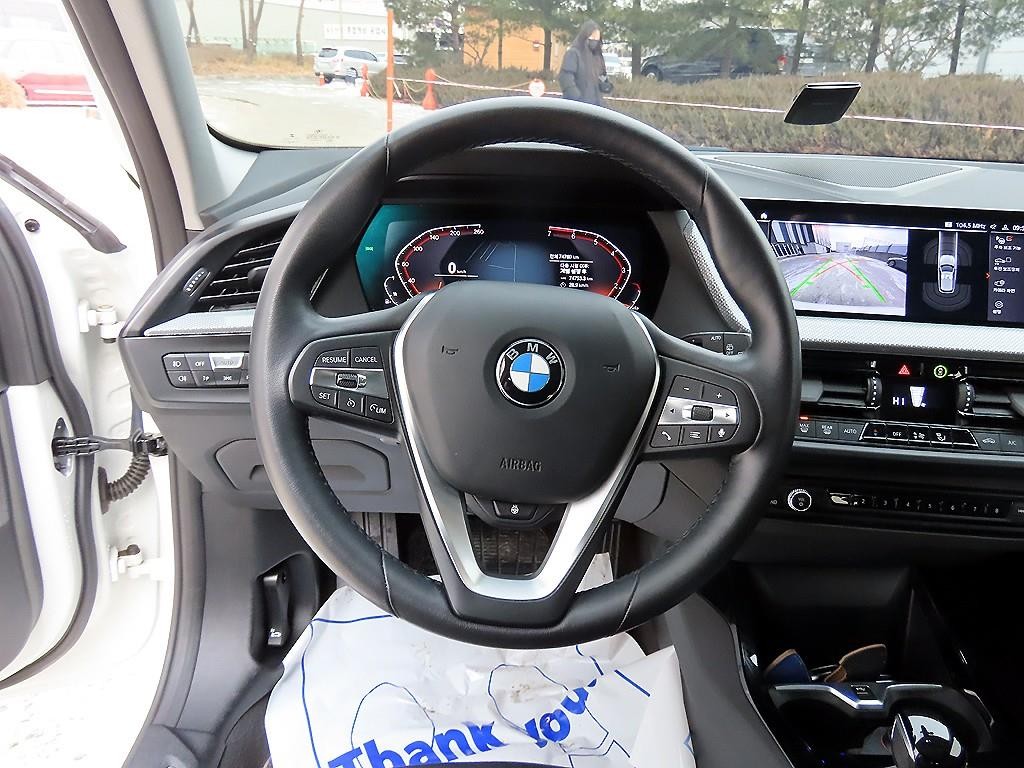 BMW 1시리즈 1시리즈 (F40) 120i 스포츠 이미지 8