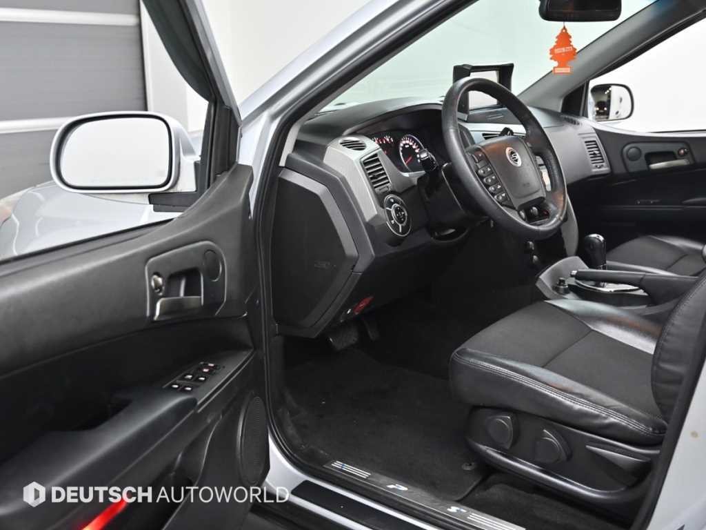 KG모빌리티(쌍용) 코란도 코란도스포츠 디젤 4WD CX7 패션 이미지 11
