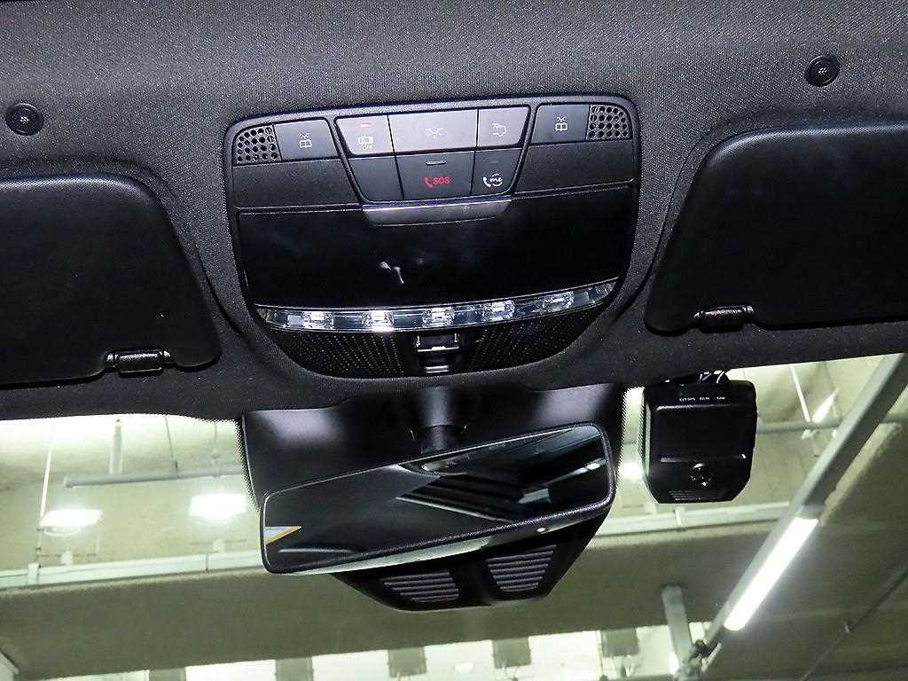 벤츠 GLC 클래스 GLC클래스 X253 GLC 300 4MATIC 쿠페 이미지 13