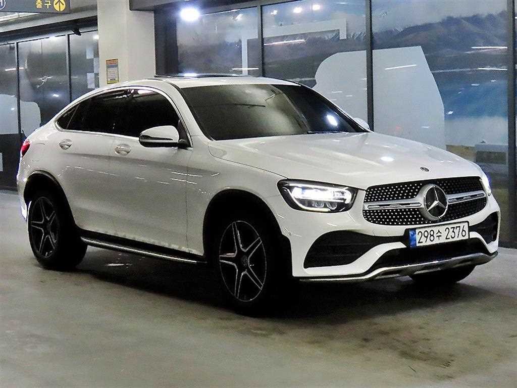 벤츠 GLC 클래스 GLC클래스 X253 GLC 300 4MATIC 쿠페 이미지 2