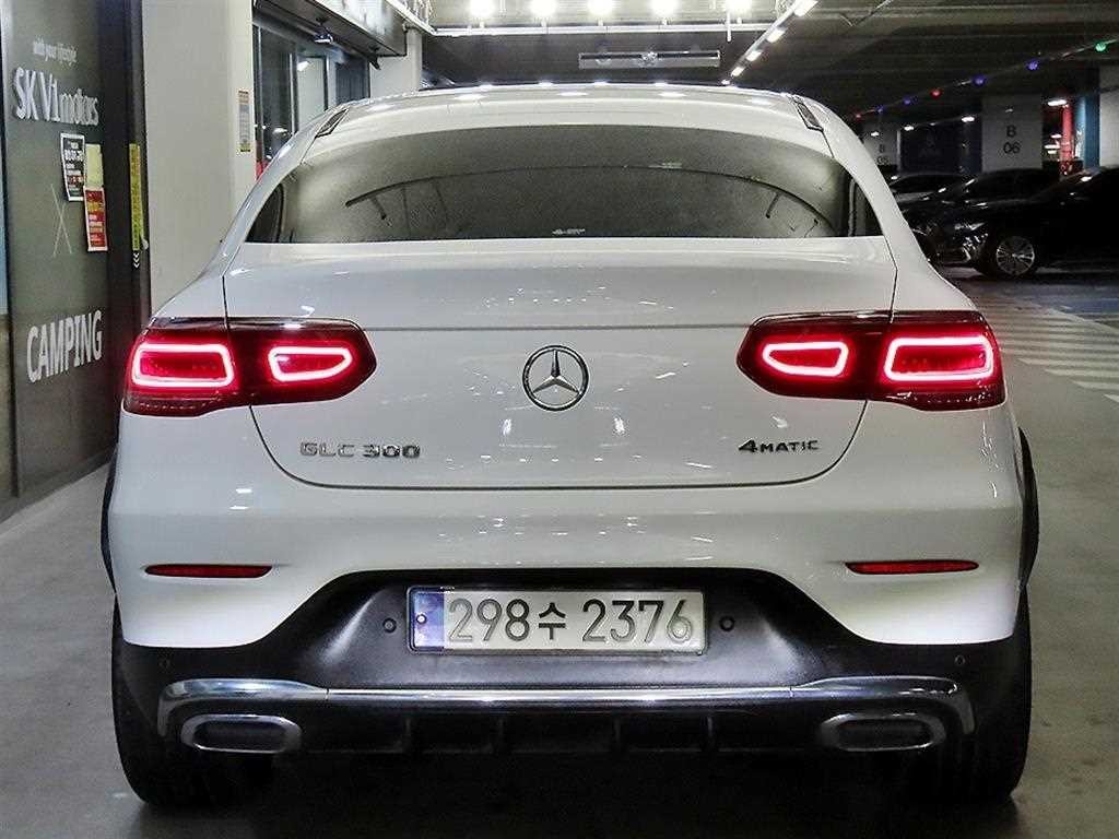 벤츠 GLC 클래스 GLC클래스 X253 GLC 300 4MATIC 쿠페 이미지 6
