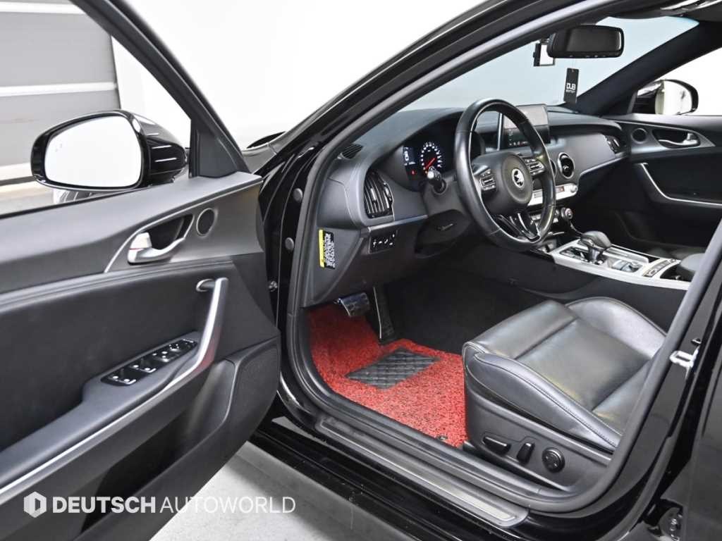 기아 스팅어 가솔린 2.0 터보 2WD 플래티넘 이미지 11