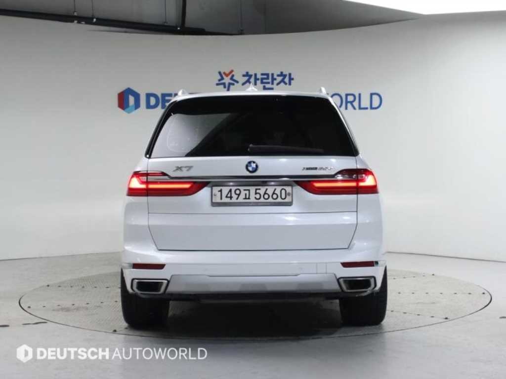 BMW X7 X7 (G07) xDrive 30d 디자인 퓨어 엑셀런스 6인승 이미지 4