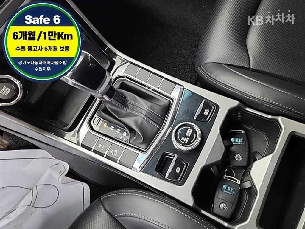 KG모빌리티(쌍용) 코란도 뷰티풀코란도 4WD 디젤 1.6 딜라이트 이미지 8